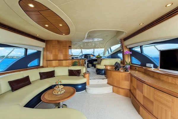 2005 AZIMUT 62