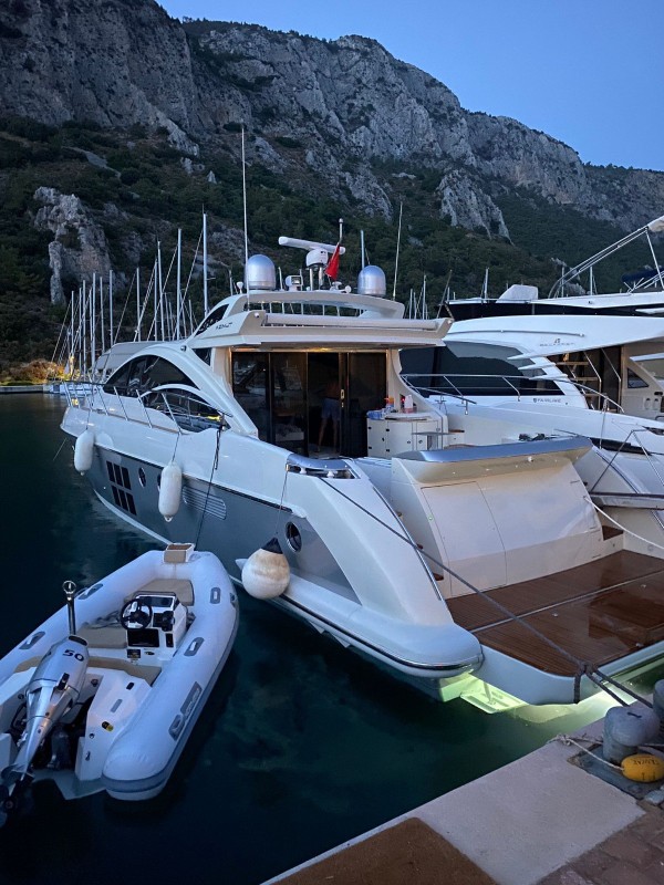 2012 AZIMUT 62S