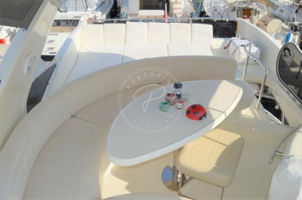 2010 AZIMUT 55 FLY