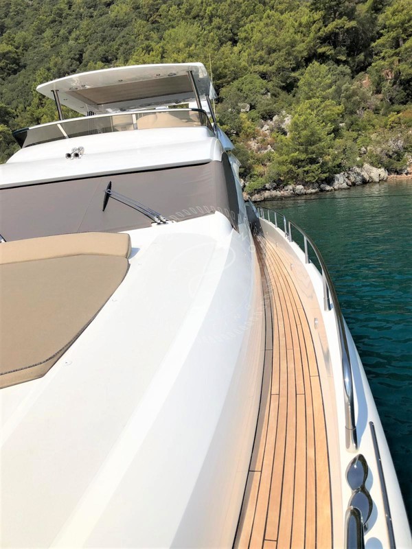 2007 SUNSEEKER 82