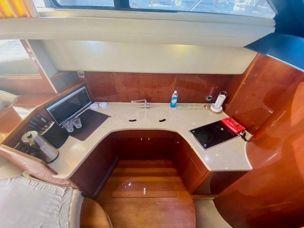 2007 PRINCESS 42