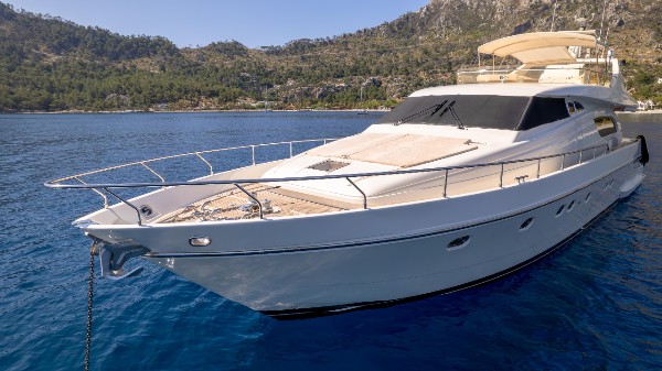 1999/2010 FERRETTI YACHTS 72