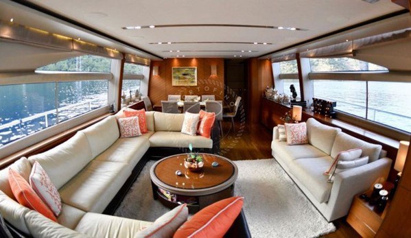 2014 PRINCESS 82