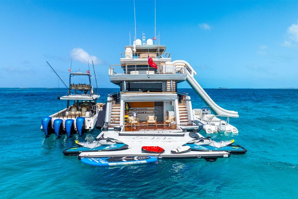 2023 MOTOR YACHT 37 M