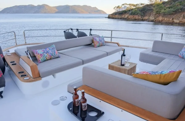 2023 SIRENA 68 MOTOR YACHT 20 M