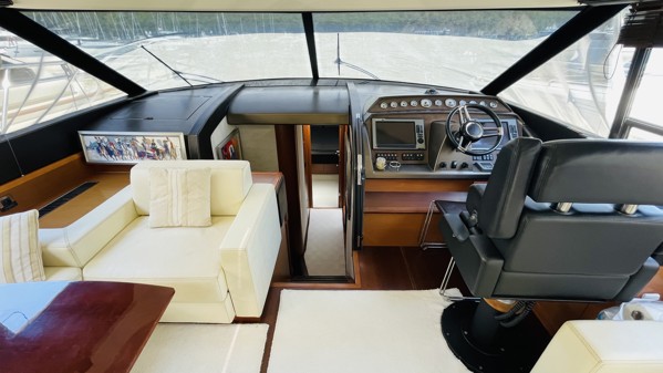 2011 PRESTIGE 60 FLY