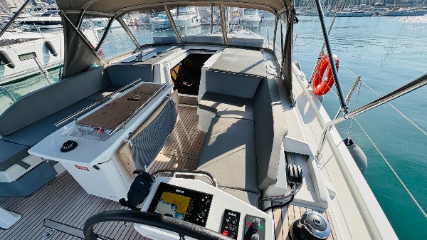 2022 BENETEAU OCEANIS 46.1