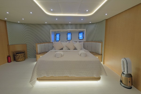 2025 LUXURY GULET 42 M