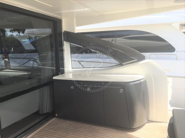 2015 PRINCESS 72S
