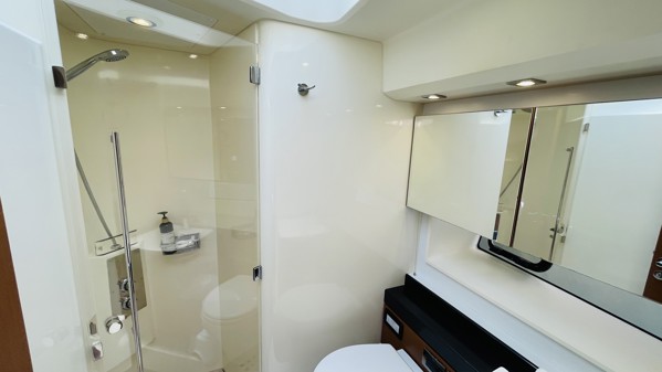 2011 PRESTIGE 60 FLY