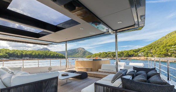 2024 MOTOR YACHT 37 M