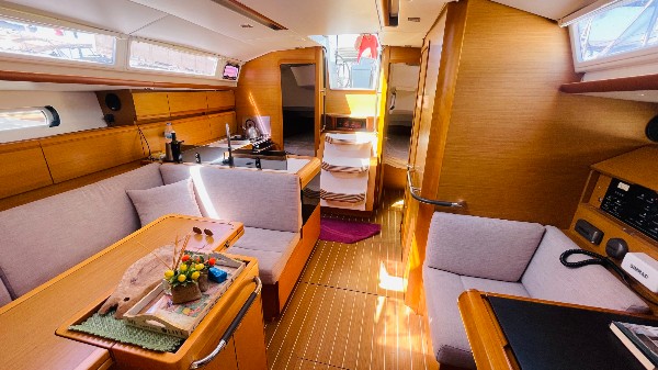 2013 JEANNEAU SUN ODYSSEY 409