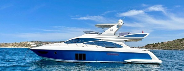 2009 AZIMUT 58