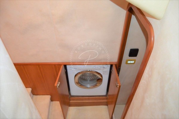 2010 AZIMUT 55 FLY