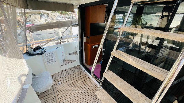 2018 BENETEAU SWIFT TRAWLER 30