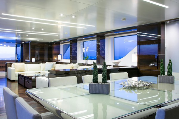 2012 SANLORENZO 38M