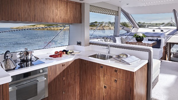 2018 SUNSEEKER MANHATTAN 52