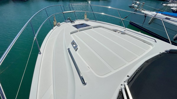 2018 BAVARIA R40