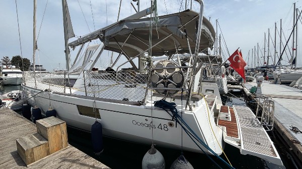 2014 BENETEAU OCEANIS 48