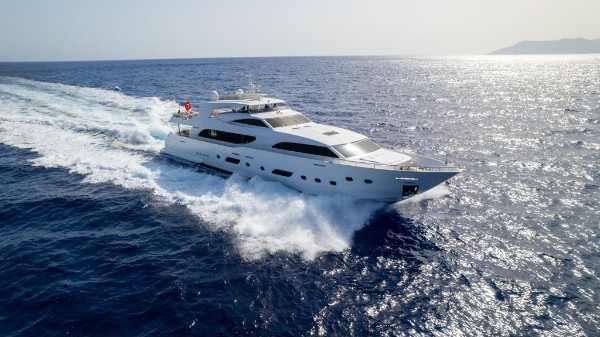 2009/2024 MOTOR YACHT 38 M 