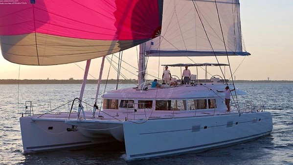 2012 LAGOON 620