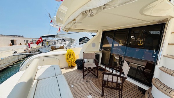 2000 SUNSEEKER MANHATTAN 64