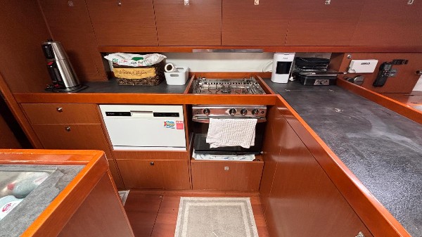 2014 BENETEAU OCEANIS 48