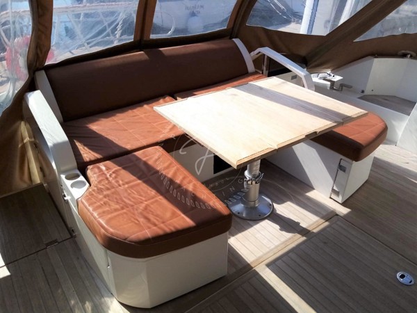 2012 FAIRLINE TARGA 50 GT