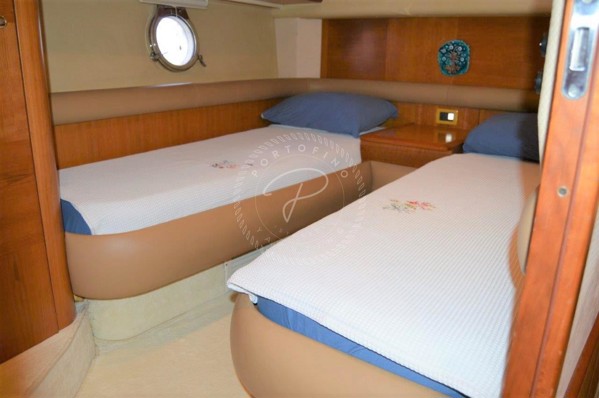 2010 AZIMUT 55 FLY