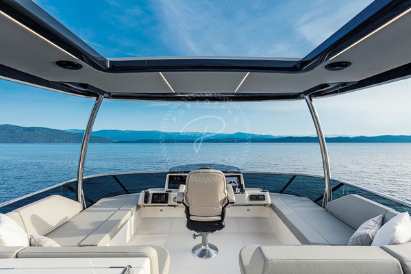 2018 ABSOLUTE NAVETTA 58