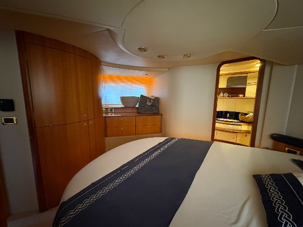 2007 AZIMUT 55 E