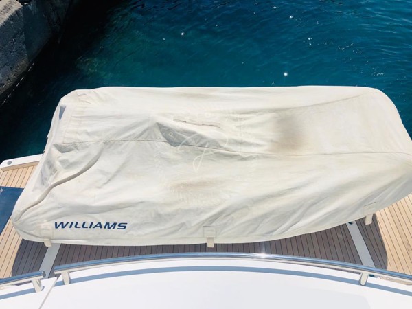 2011 SUNSEEKER MANHATTAN 63