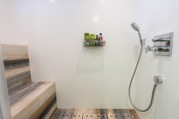 2014 MOTOR YACHT 31 M