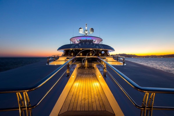 2007/2015 GOLDEN YACHTS CUSTOM 52M