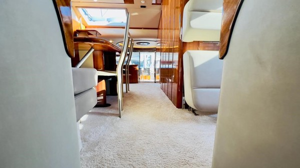 2002 FERRETTI 680 