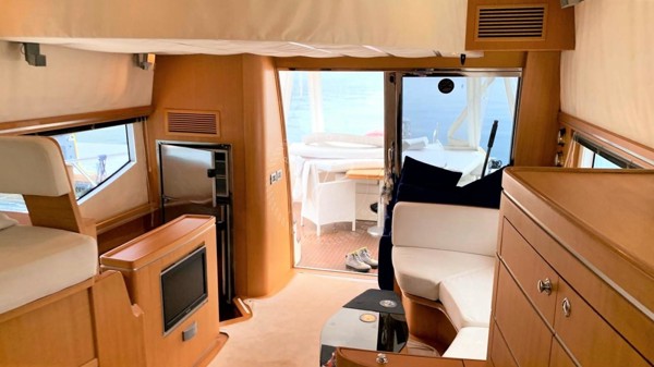 2009 NUMARINE 55 FLY
