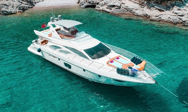 2011 AZIMUT 62 FLY VIP