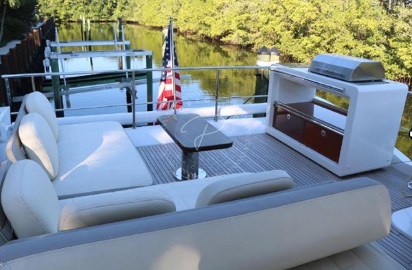 2016 AZIMUT 66 FLY
