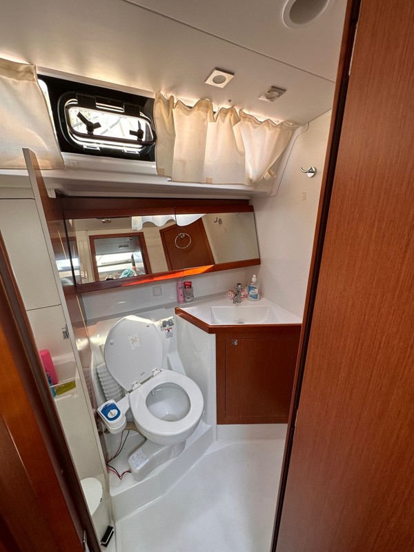 2016 BENETEAU OCEANIS 48