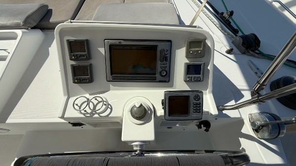 2011 LAGOON 450 F OWNER’S VERSION