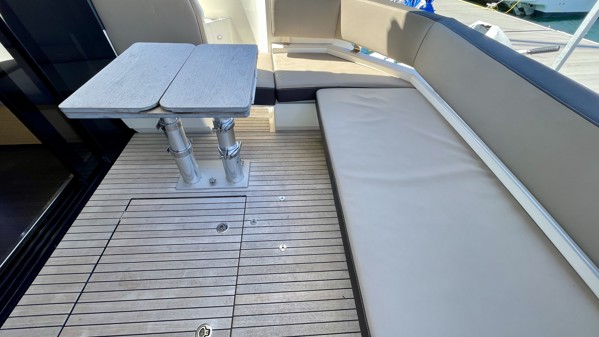 2018 BAVARIA R40