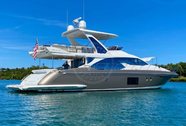 2016 AZIMUT 66 FLY