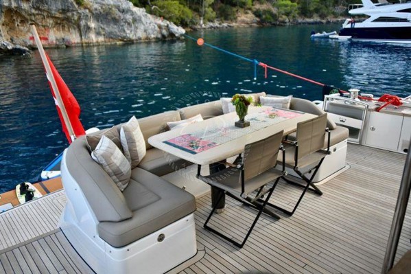 2014 PRINCESS 82