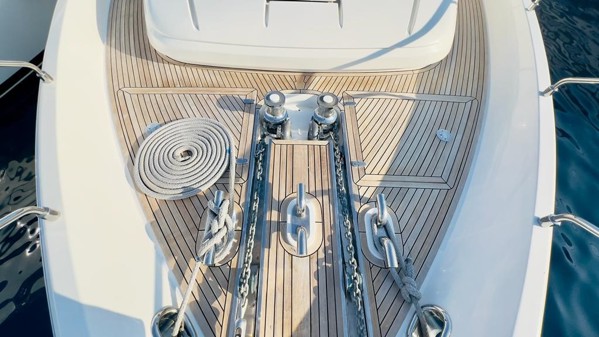 2002 FERRETTI 680 