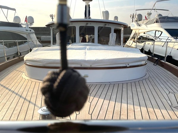 2009 TAKA YACHTS LOBSTER 18M