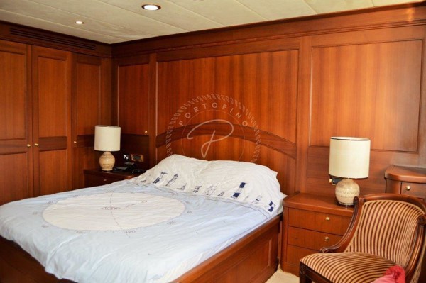 2008 TRAWLER 30M