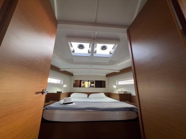 2023 JEANNEAU SUN ODYSSEY 440