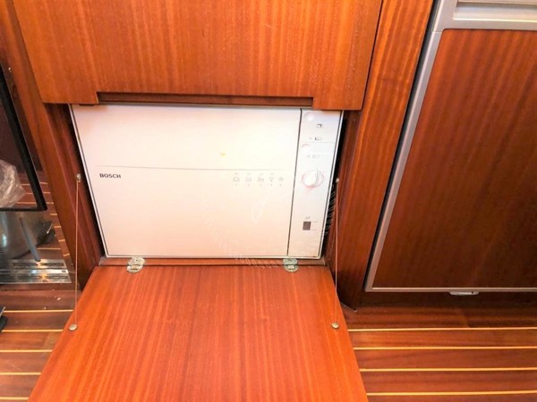 2011 VIKING MARIN 405 FLY
