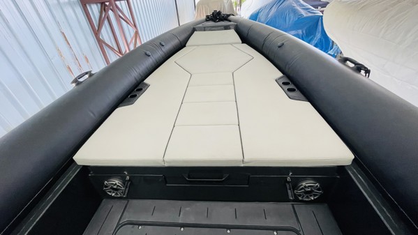 2022 ROCK MARINE 36 