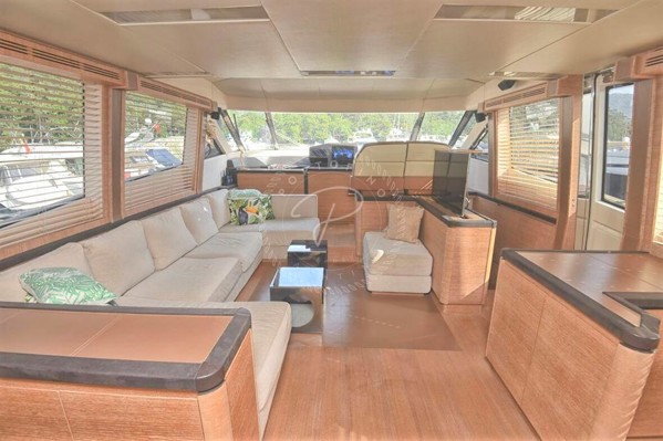 2013 MONTE CARLO YACHT 76
